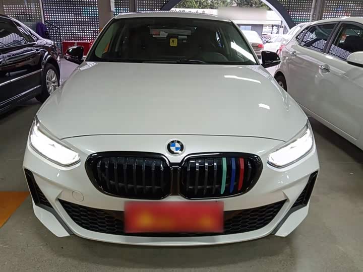 Фото 3 - BMW 1 Series