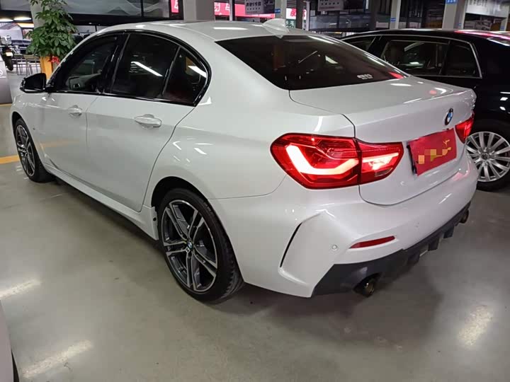 Фото 5 - BMW 1 Series