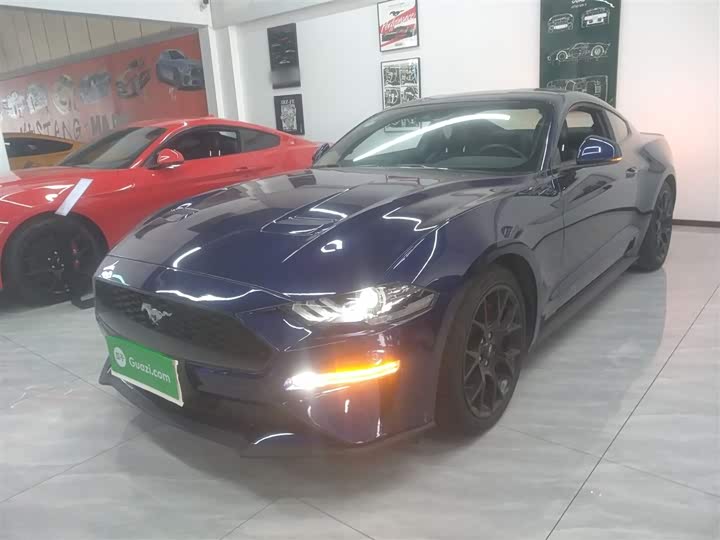 Фото 2 - Ford Mustang