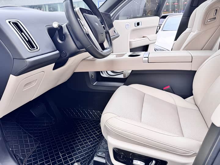 Фото 7 - LiXiang L7