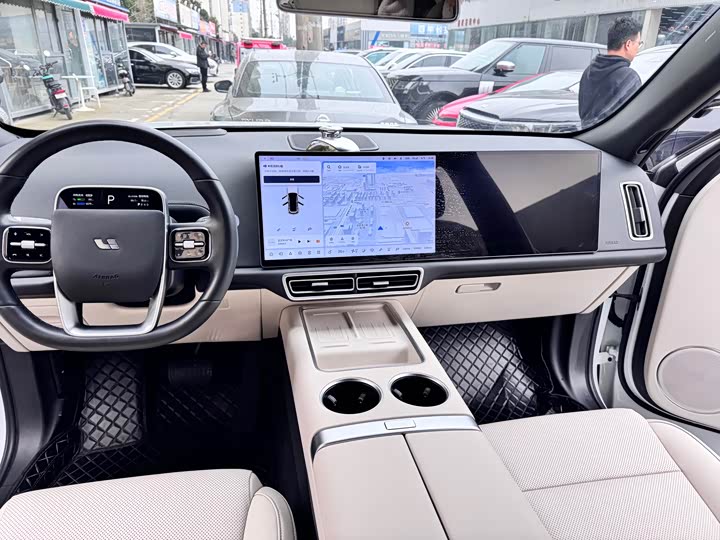 Фото 8 - LiXiang L7