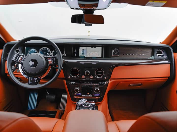 Фото 18 - Rolls-Royce Phantom