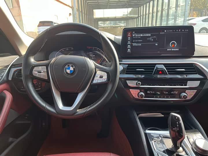 Фото 10 - BMW 5 Series