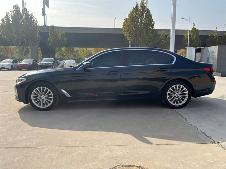 Фото 4 - BMW 5 Series