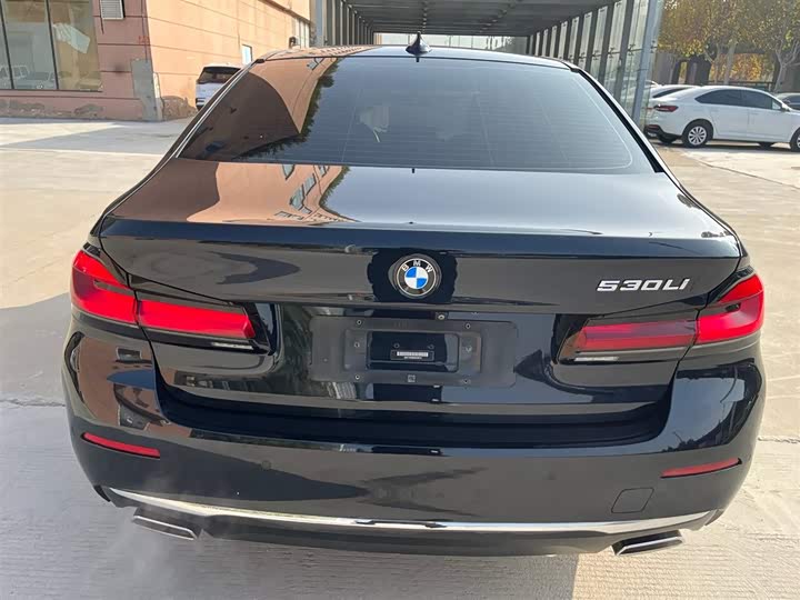 Фото 7 - BMW 5 Series