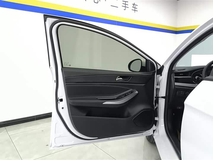 Фото 7 - Chery Arrizo 5