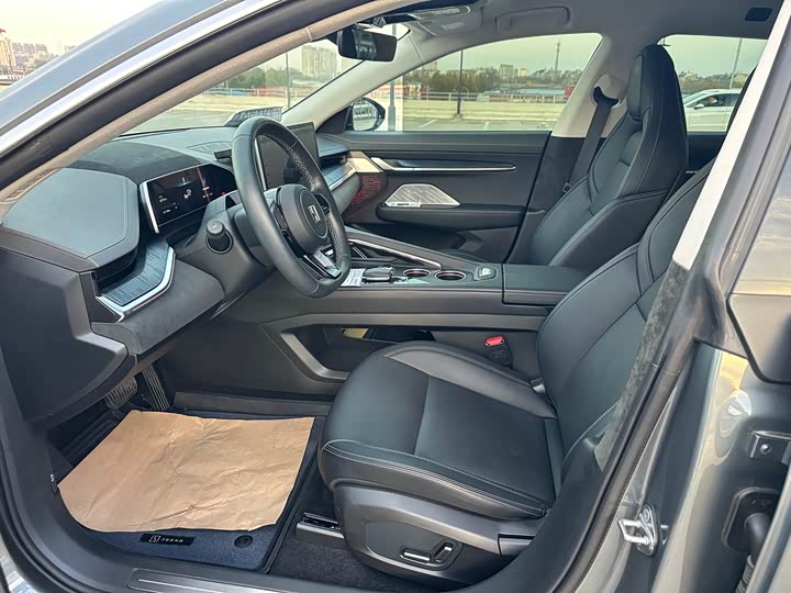 Фото 8 - Zeekr 001