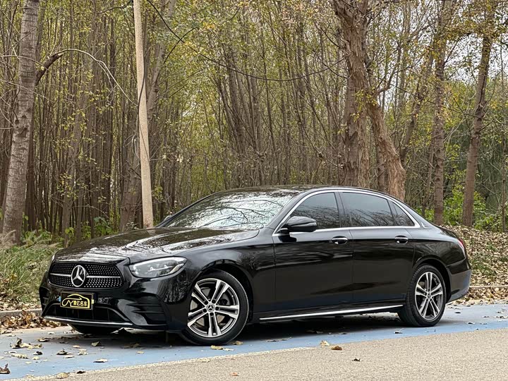 Photo 1 - Mercedes-Benz E-Class