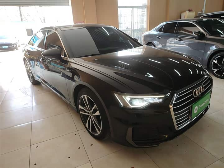 Фото 24 - Audi A6L