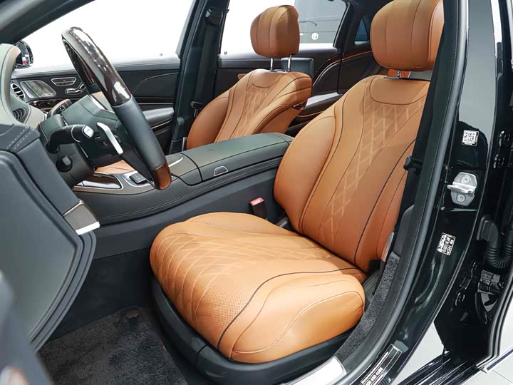 Фото 5 - Mercedes-Benz Maybach S-Class