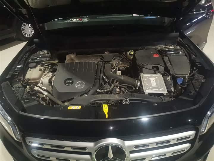 Фото 20 - Mercedes-Benz GLB-Class