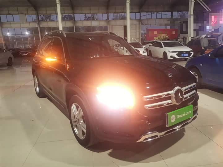 Фото 4 - Mercedes-Benz GLB-Class