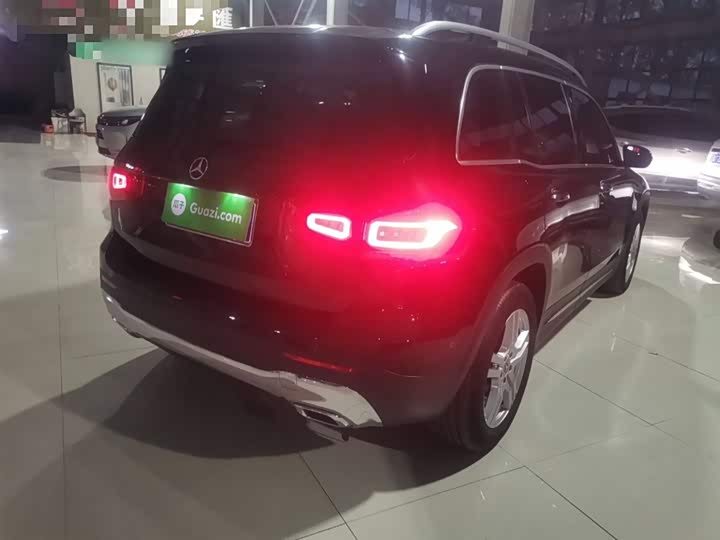 Фото 7 - Mercedes-Benz GLB-Class