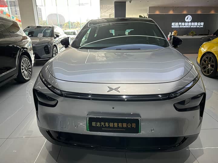 Фото 2 - XPeng G7