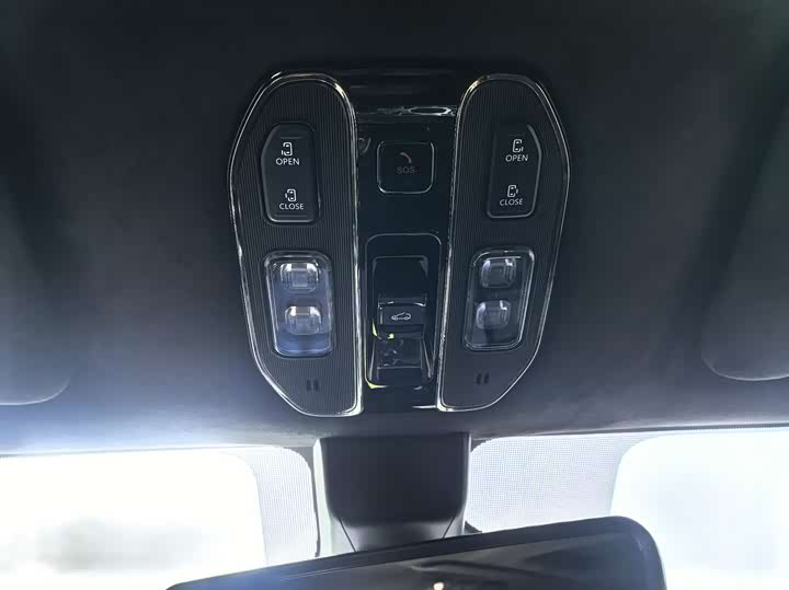 Фото 21 - GAC Trumpchi M8