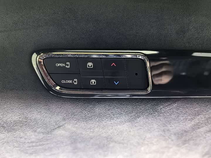 Фото 24 - GAC Trumpchi M8