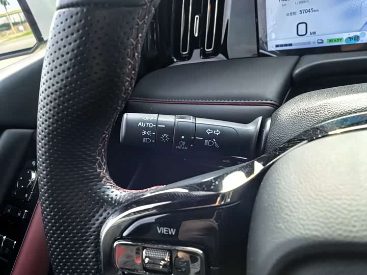 Фото 44 - GAC Trumpchi M8