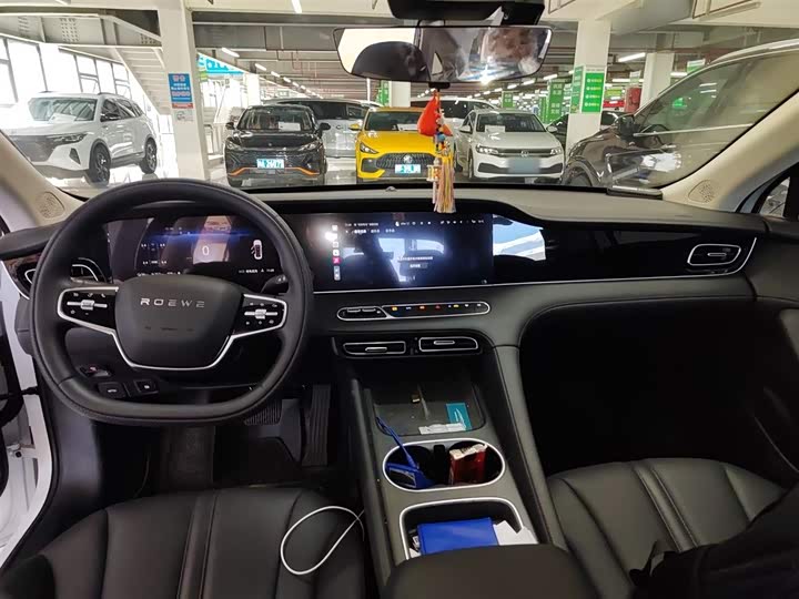 Фото 10 - Roewe D7