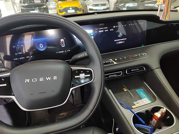 Фото 14 - Roewe D7