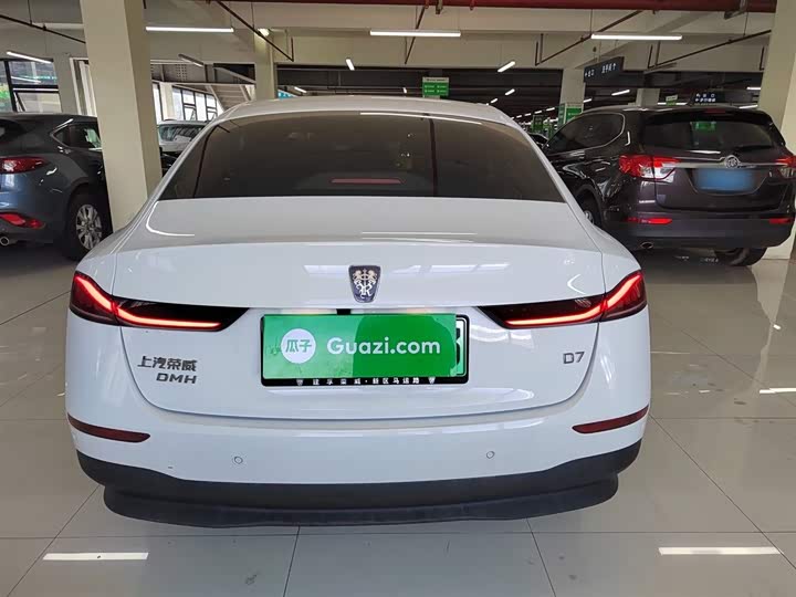 Фото 6 - Roewe D7