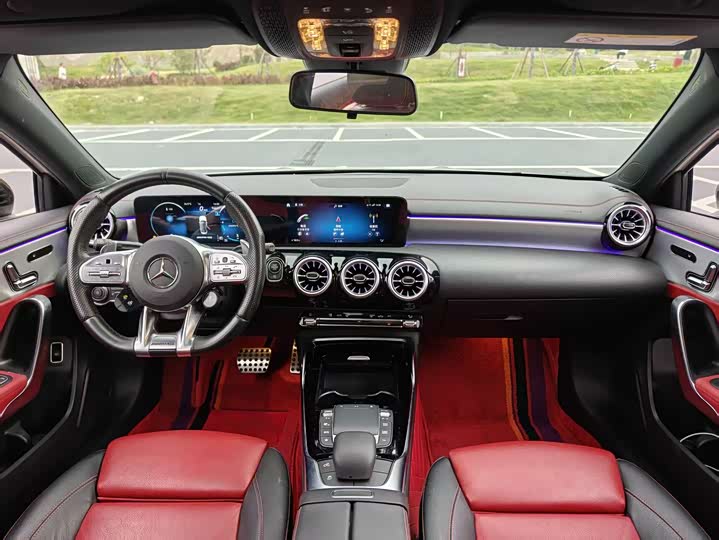 Фото 11 - Mercedes-Benz A-Class AMG