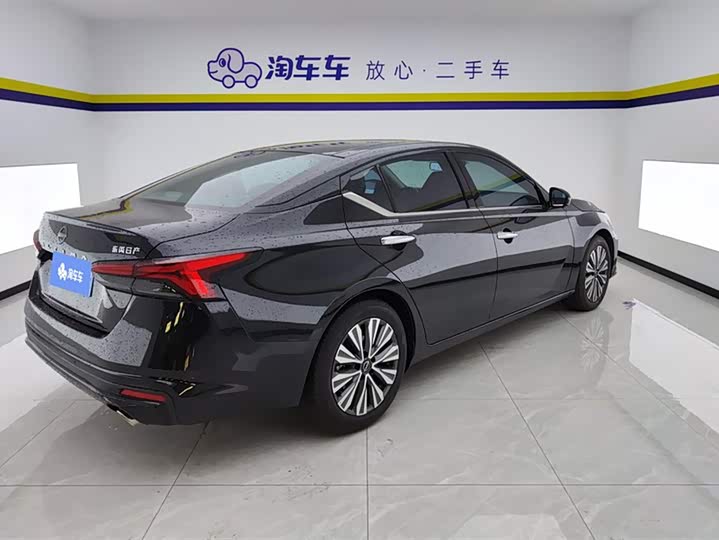 Фото 3 - Nissan Teana