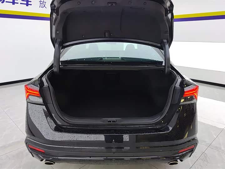 Фото 4 - Nissan Teana