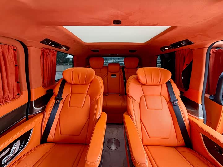 Фото 6 - Mercedes-Benz V-Class