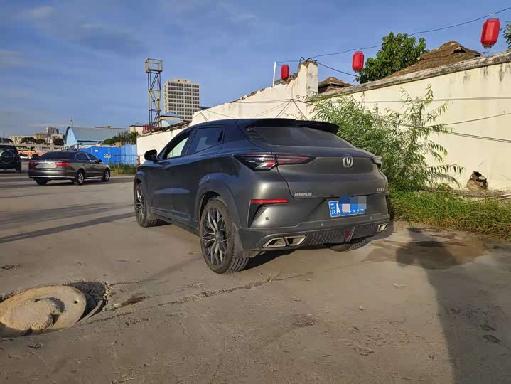 Фото 3 - Changan UNI-T