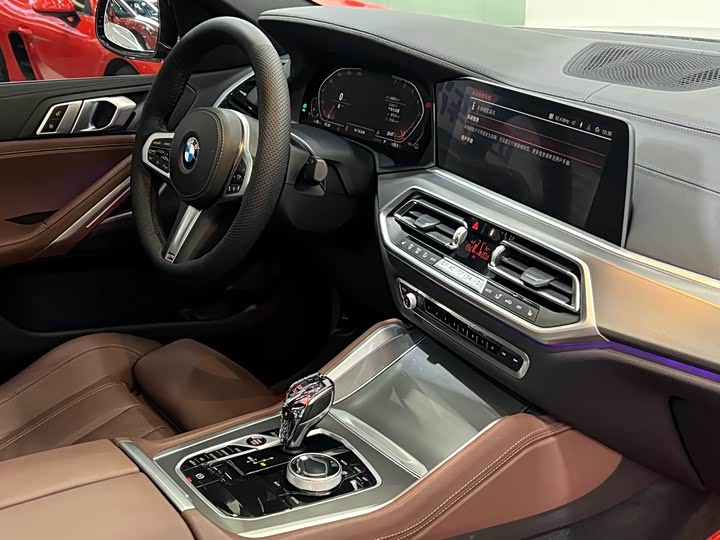 Фото 22 - BMW X6