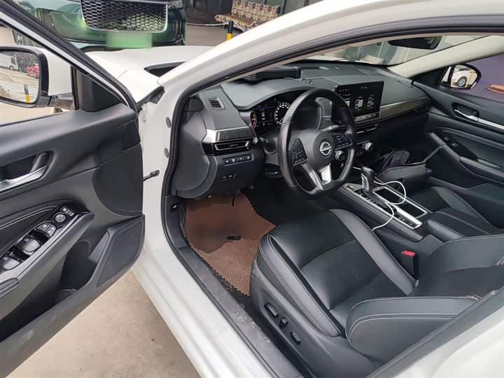 Фото 15 - Nissan Teana