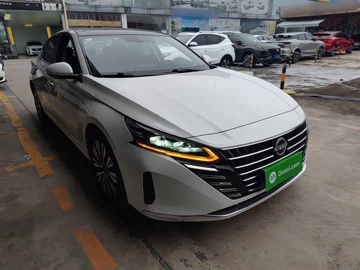 Фото 4 - Nissan Teana