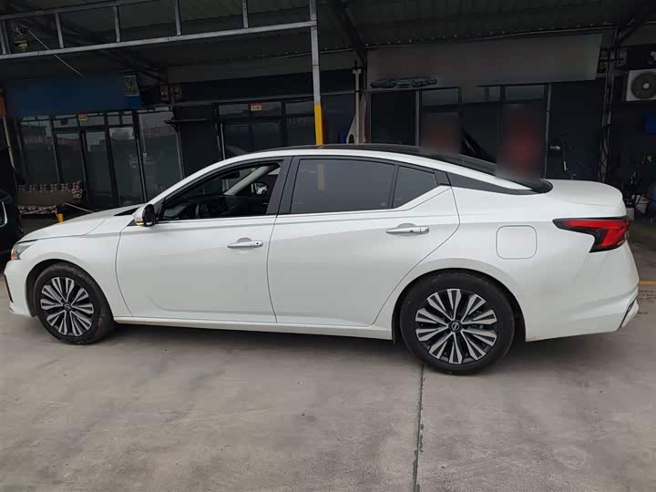 Фото 5 - Nissan Teana