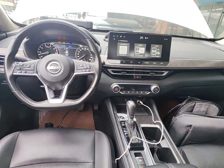 Фото 9 - Nissan Teana