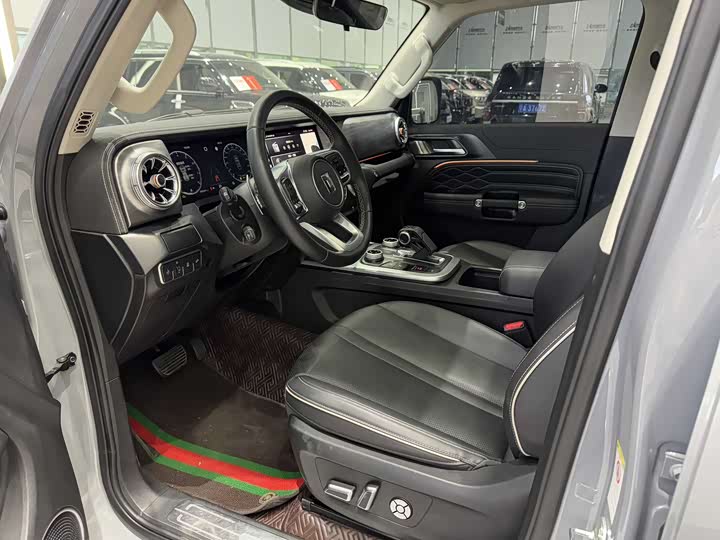 Фото 4 - Tank 300