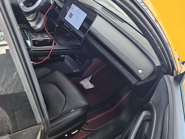 Фото 3 - Xiaomi SU7