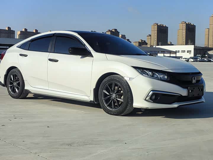 Фото 3 - Honda Civic