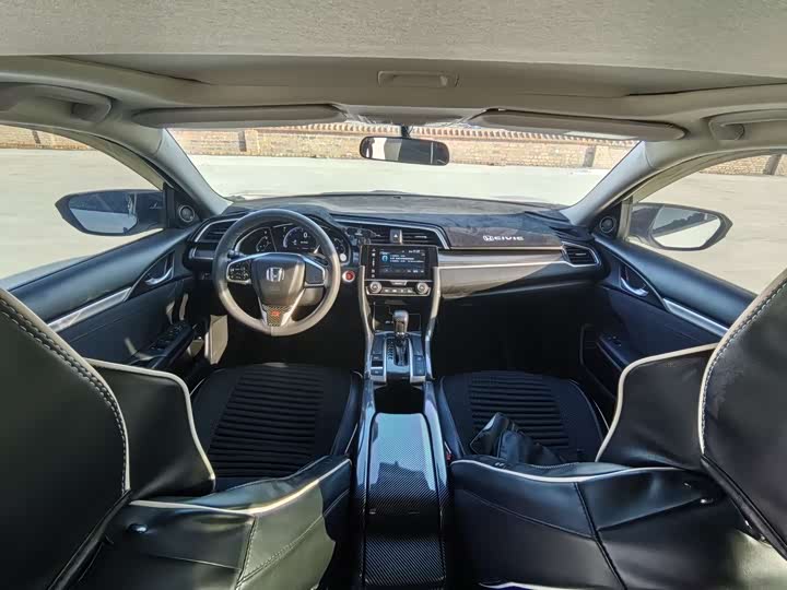 Фото 5 - Honda Civic