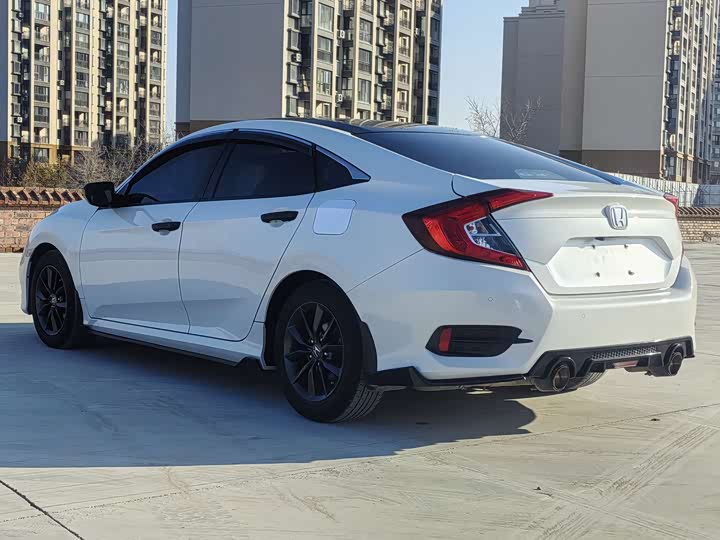 Фото 7 - Honda Civic