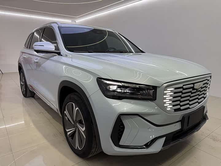 Фото 8 - Geely Monjaro