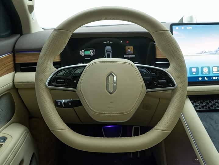 Фото 20 - Aito M7