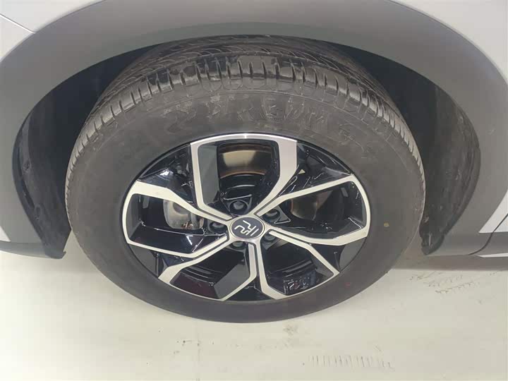 Фото 23 - BYD Yuan Plus