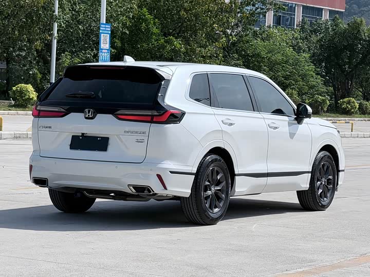 Фото 4 - Honda Breeze