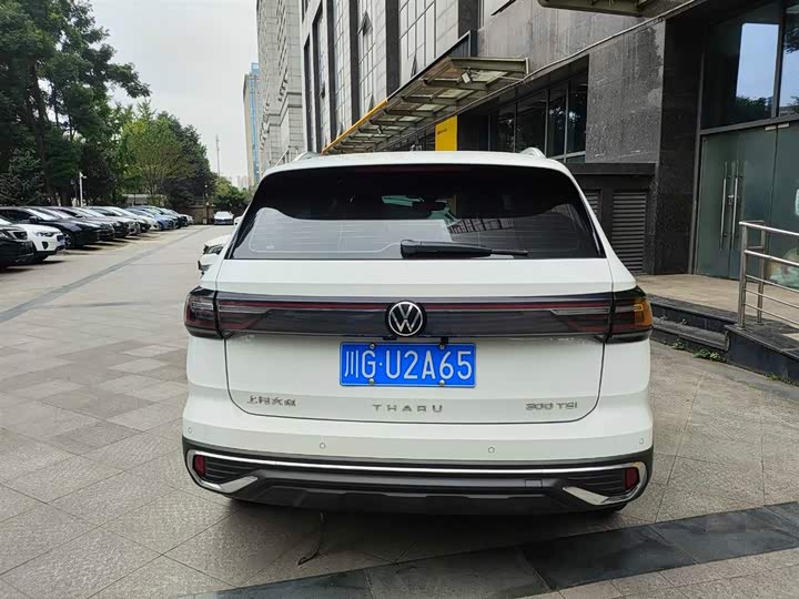 Фото 4 - Volkswagen Tharu