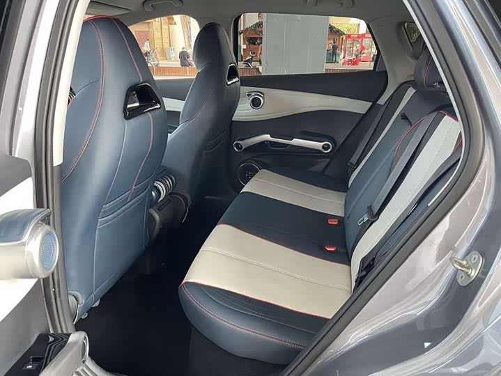 Фото 13 - BYD Yuan Plus