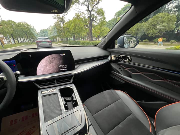 Фото 17 - Haval F7 (Monster)