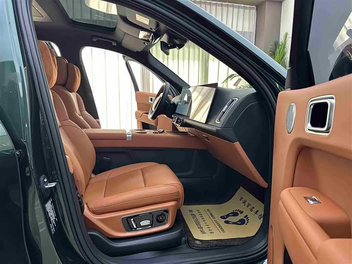 Фото 12 - LiXiang L9