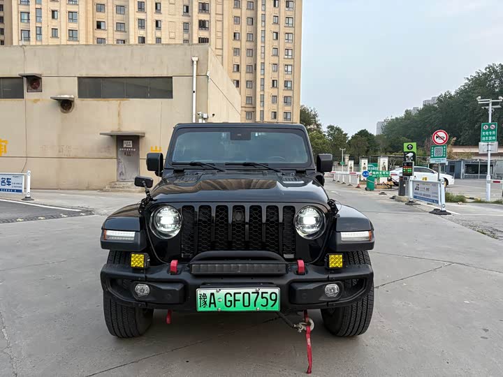 Фото 2 - Jeep Wrangler Hybrid