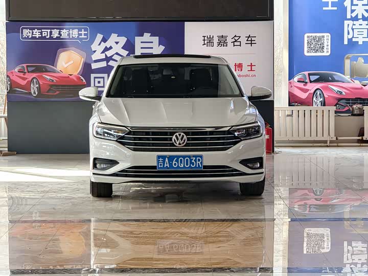 Фото 1 - Volkswagen Sagitar L