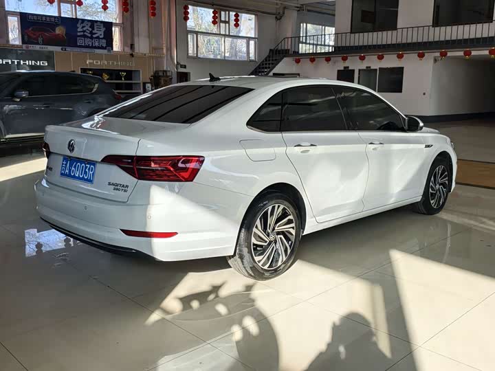 Фото 6 - Volkswagen Sagitar L